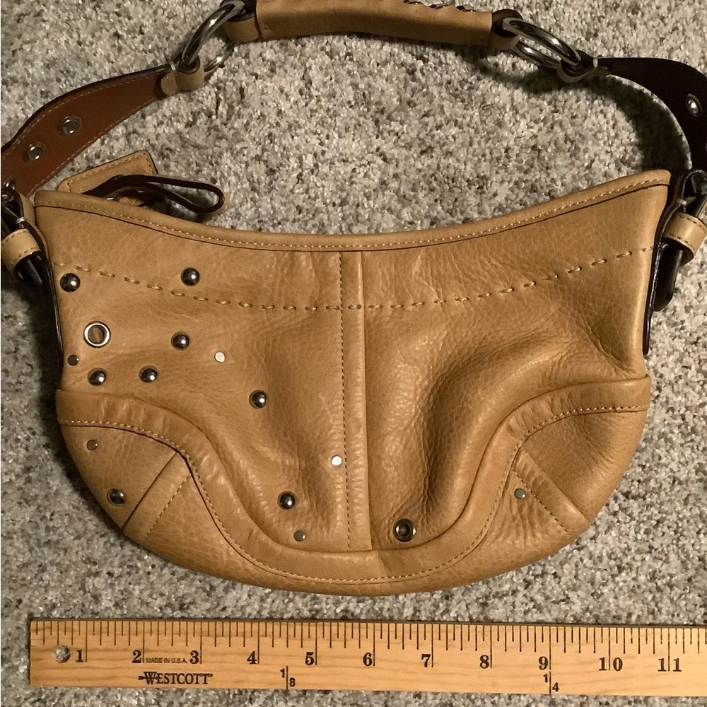 Coach Y2K Vintage Leather & silver grommet/stud Mini bag. #D0793-F10931 EUC! - Picture 4 of 8